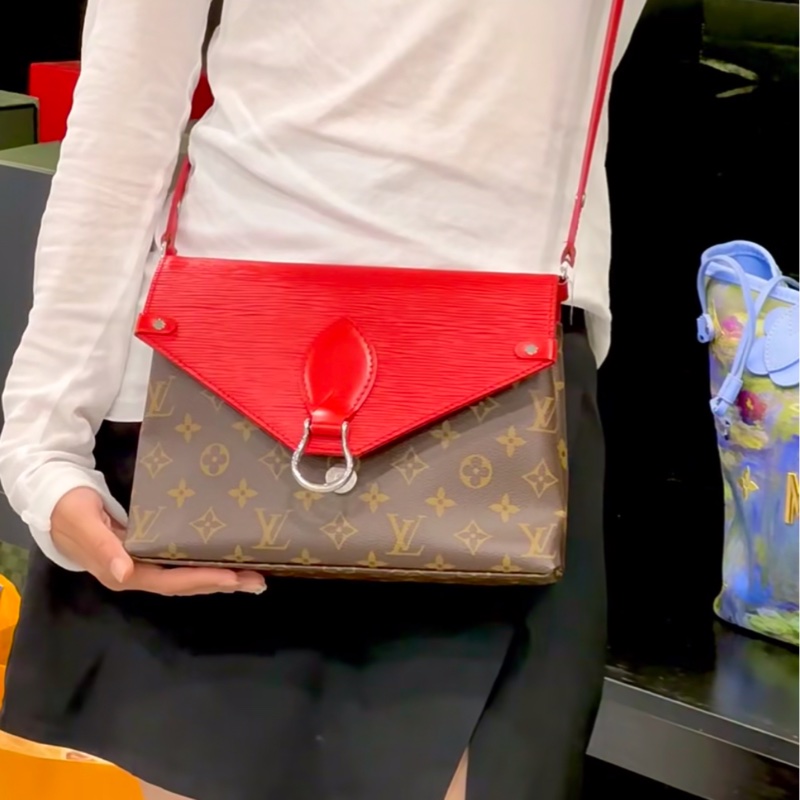 😍近新lv 經典老花拼接水波紋牛皮斜背包😀-3