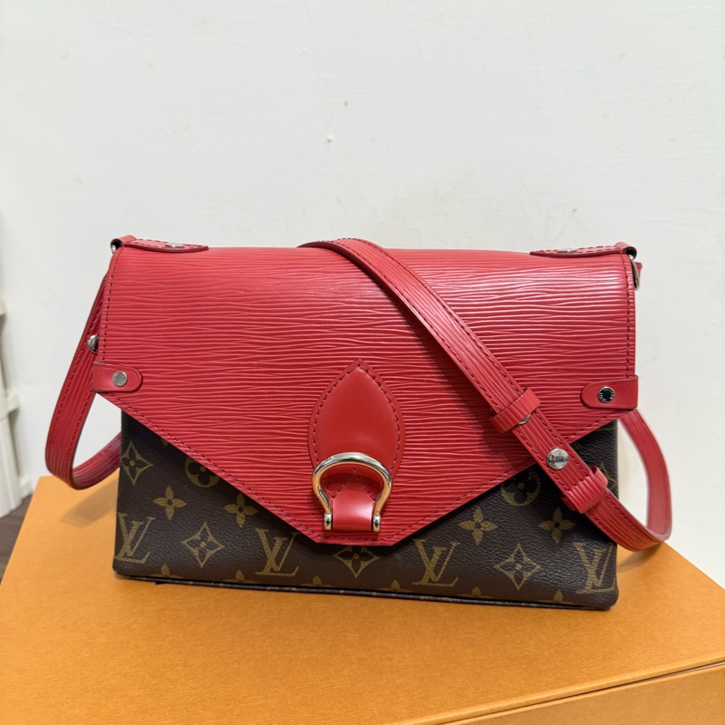 😍近新lv 經典老花拼接水波紋牛皮斜背包😀-4