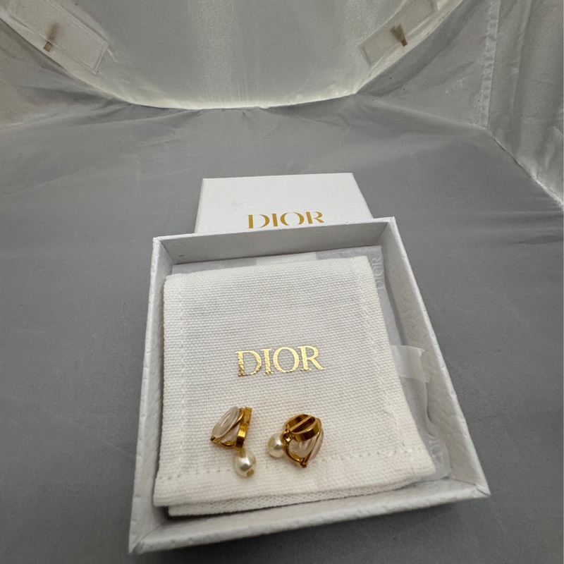DIOR  Petit CD 夾式珍珠耳環-6