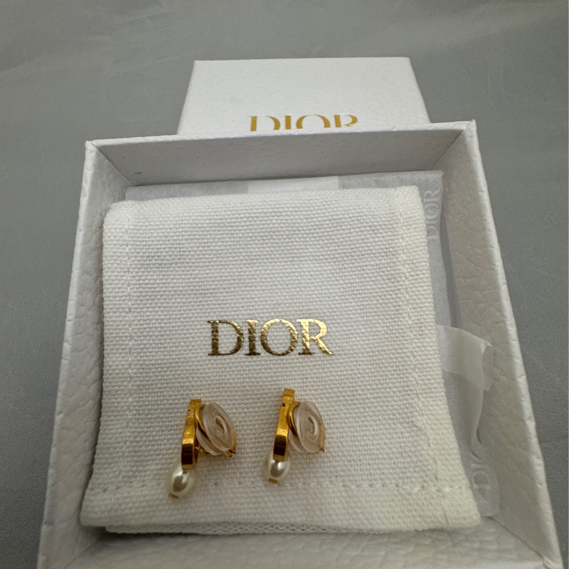 DIOR  Petit CD 夾式珍珠耳環-7