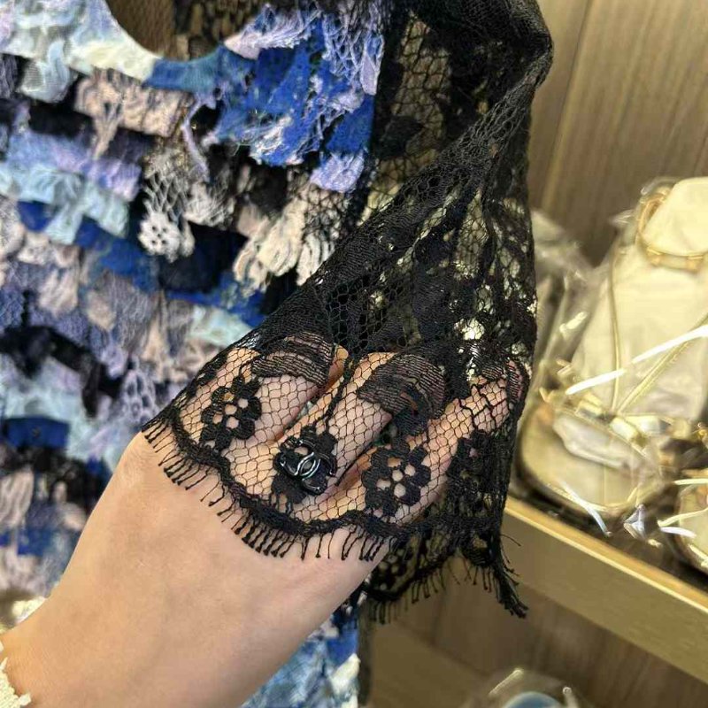 Chanel 蕾絲上衣 36號 非常新 洗標拆了 領標還在-3