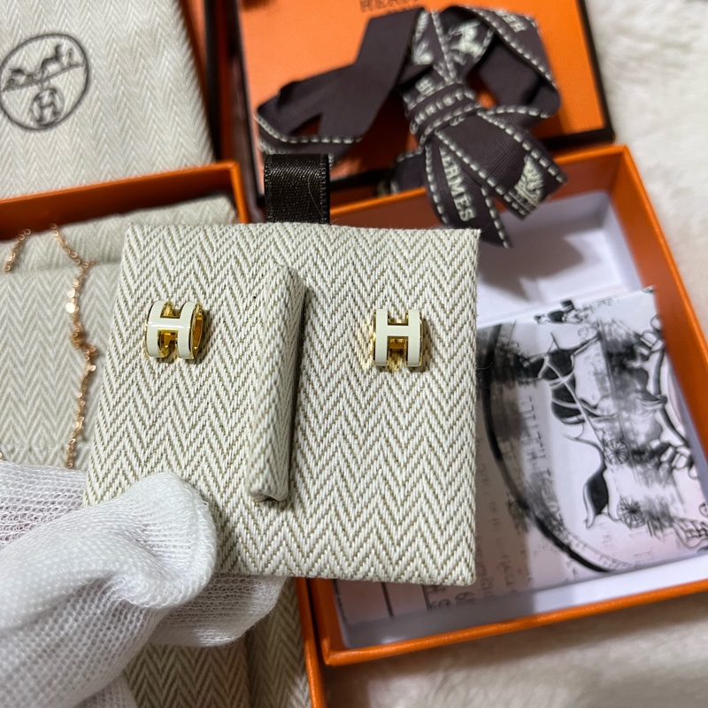 Hermès H型 mini 耳くぎ 愛馬仕Hermès Mini Pop H 耳釘POPHE 深藍MINI POP H耳環原廠盒子