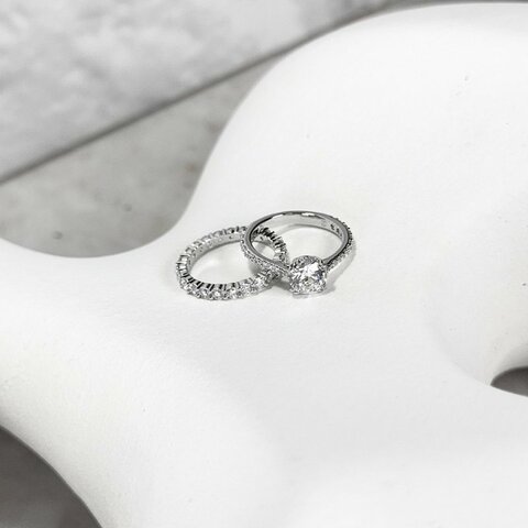 SWAROVSKI Stilla 組合戒指(2個一組) 圓形主鑽 密鑲繞鑽戒指