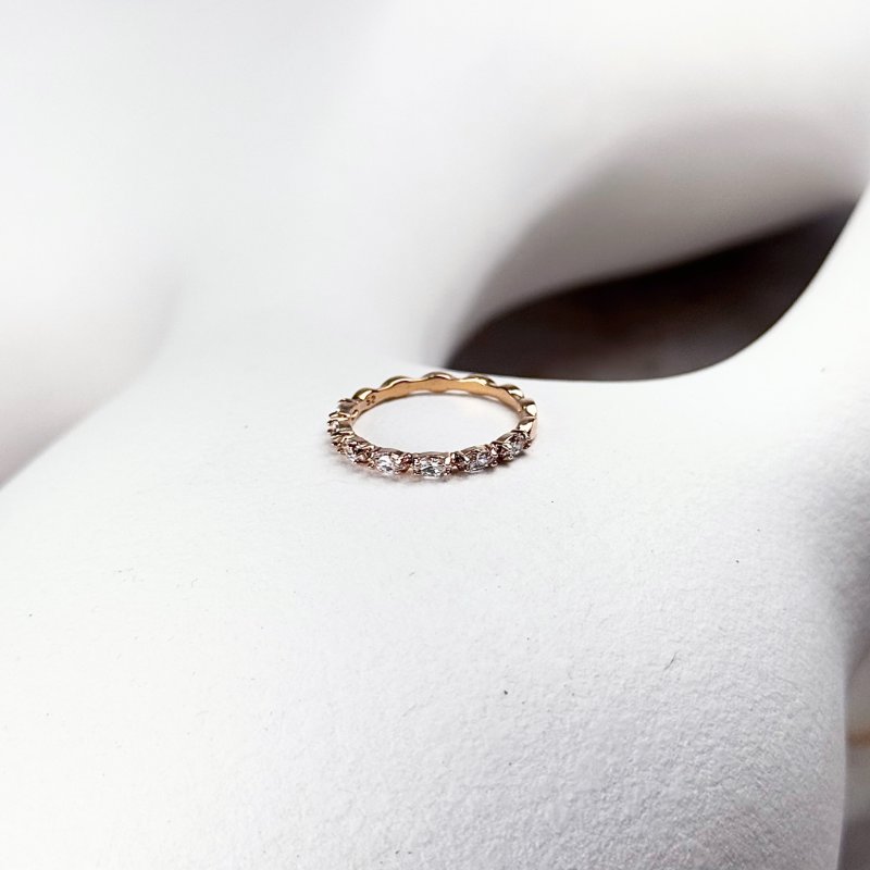 SWAROVSKI Matrix Vittore 橄欖形切割 密鑲繞鑽戒指 鍍玫瑰金色-0