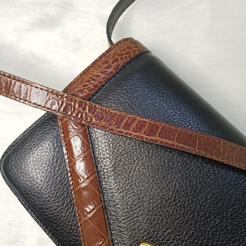 BALLY稀有復古鱷魚壓紋斜背/單肩包-20