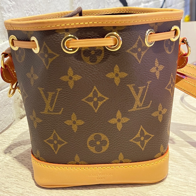 近全新 正品 2024/02月底購入 精品LV nano noe LV迷你水桶包 限量稀有品 可斜背 可手提-10