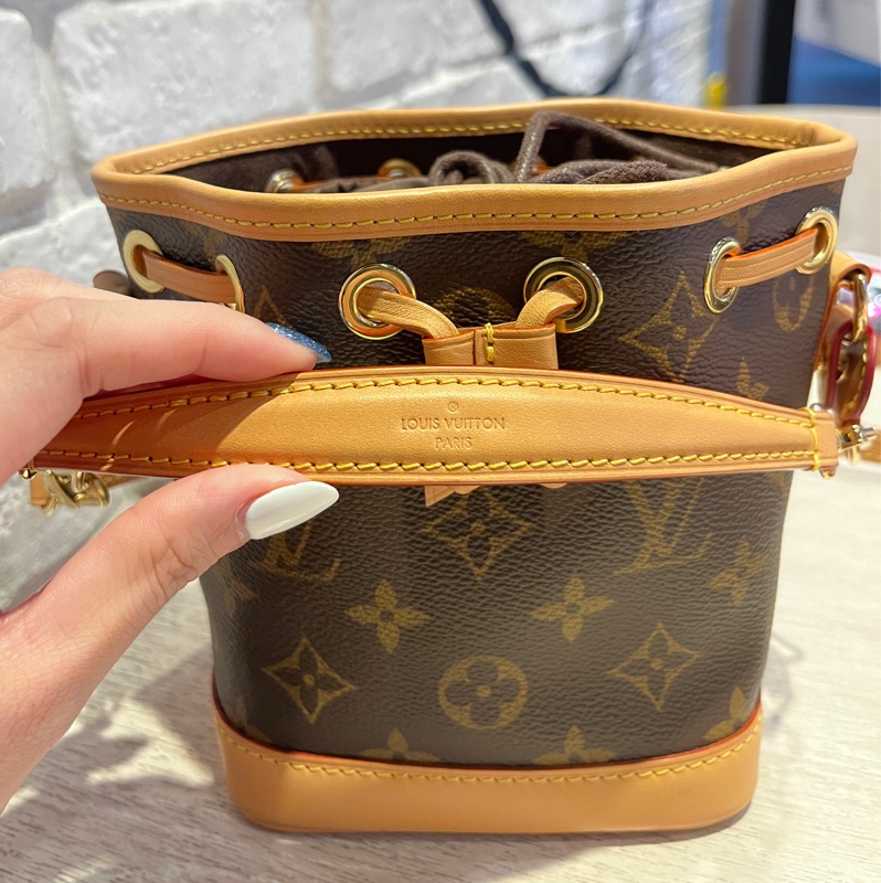 近全新 正品 2024/02月底購入 精品LV nano noe LV迷你水桶包 限量稀有品 可斜背 可手提-21