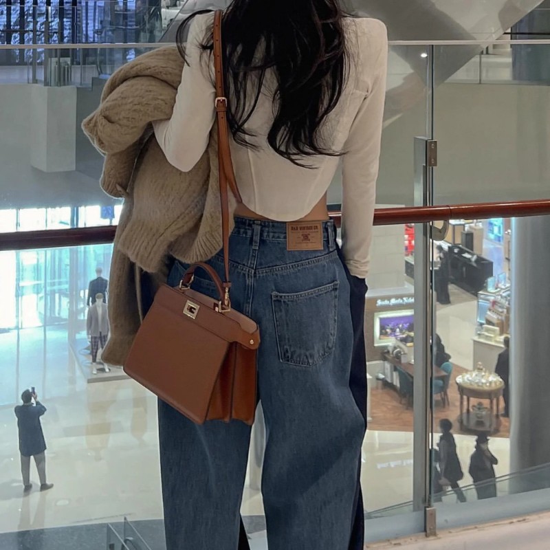 FENDI 芬迪躲貓貓 peekaboo ISeeU 焦糖色 金棕色 手提包 單肩包 斜背包-1