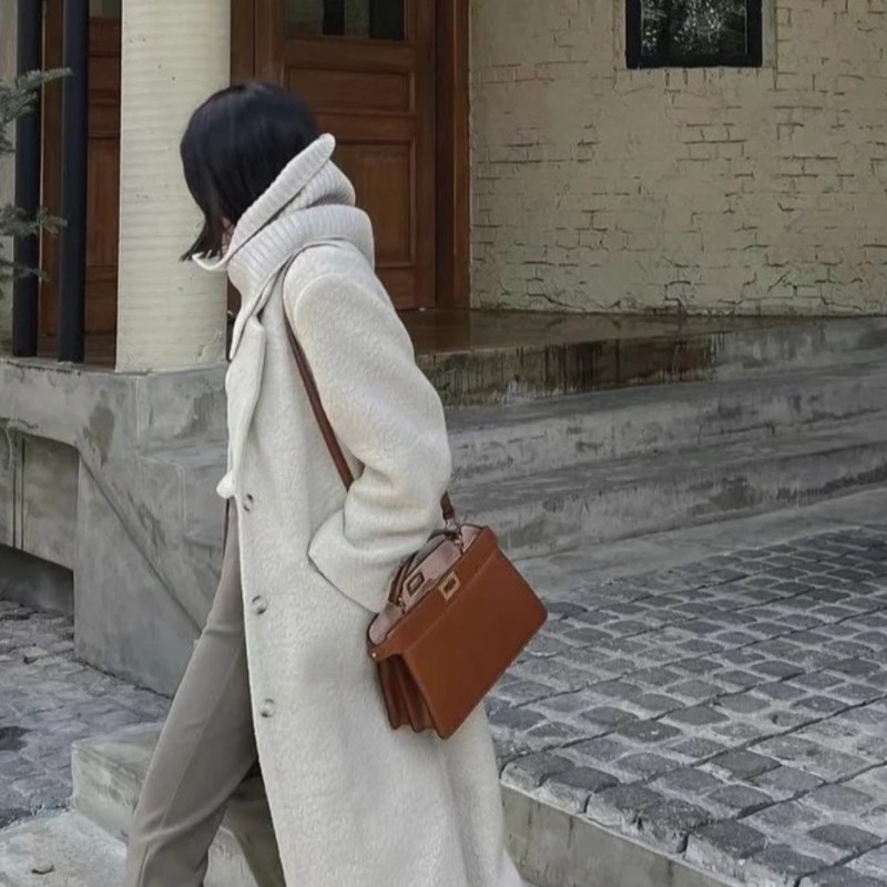 FENDI 芬迪躲貓貓 peekaboo ISeeU 焦糖色 金棕色 手提包 單肩包 斜背包-3