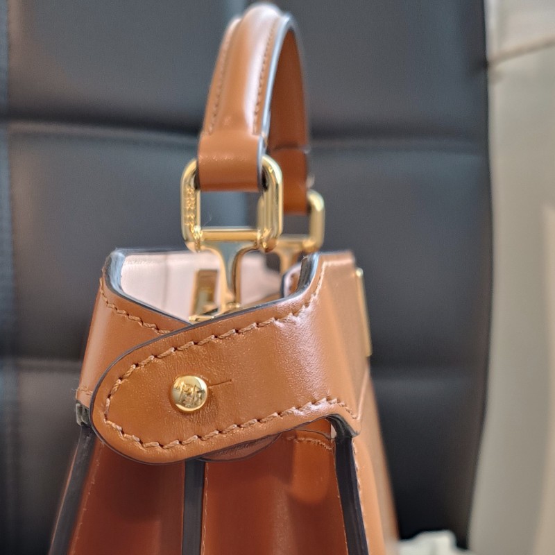 FENDI 芬迪躲貓貓 peekaboo ISeeU 焦糖色 金棕色 手提包 單肩包 斜背包-16