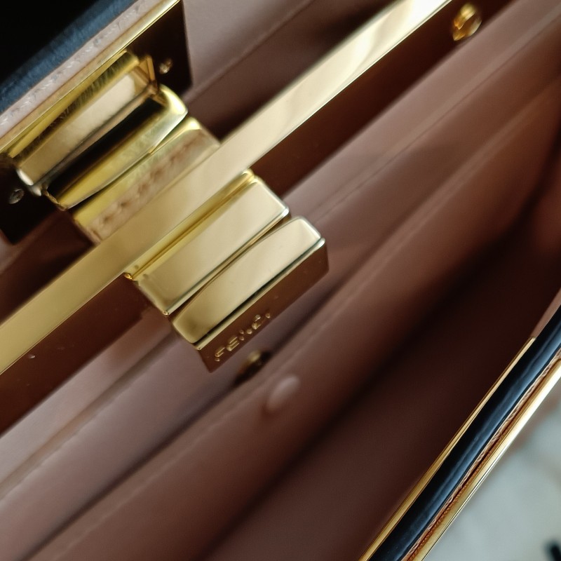 FENDI 芬迪躲貓貓 peekaboo ISeeU 焦糖色 金棕色 手提包 單肩包 斜背包-18