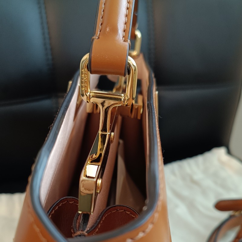 FENDI 芬迪躲貓貓 peekaboo ISeeU 焦糖色 金棕色 手提包 單肩包 斜背包-21