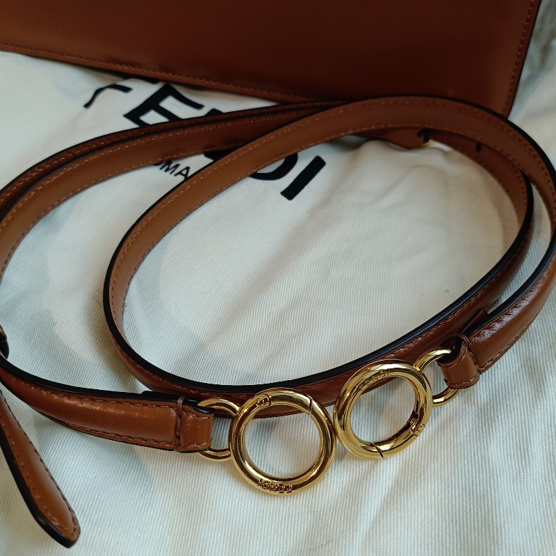 FENDI 芬迪躲貓貓 peekaboo ISeeU 焦糖色 金棕色 手提包 單肩包 斜背包-24