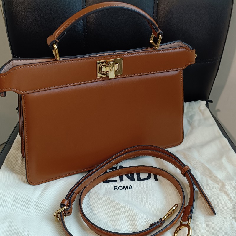 FENDI 芬迪躲貓貓 peekaboo ISeeU 焦糖色 金棕色 手提包 單肩包 斜背包-30