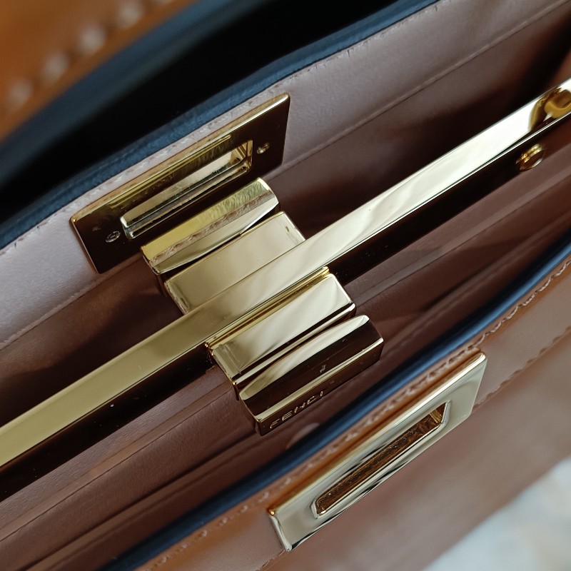 FENDI 芬迪躲貓貓 peekaboo ISeeU 焦糖色 金棕色 手提包 單肩包 斜背包-35