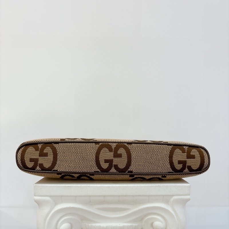 GUCCI 棕色大G LOGO帆布斜背包-4