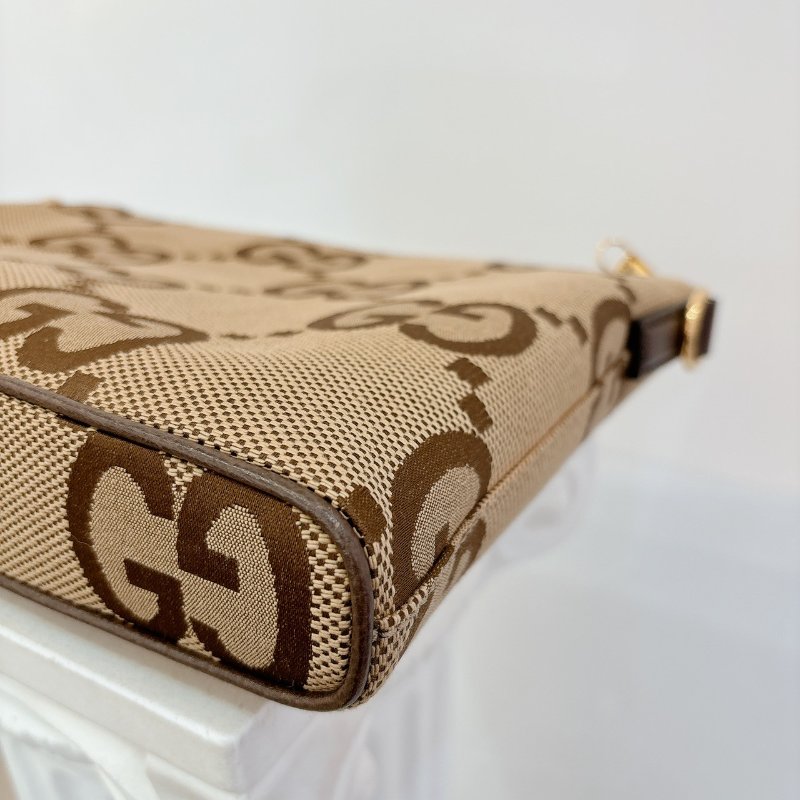 GUCCI 棕色大G LOGO帆布斜背包-6