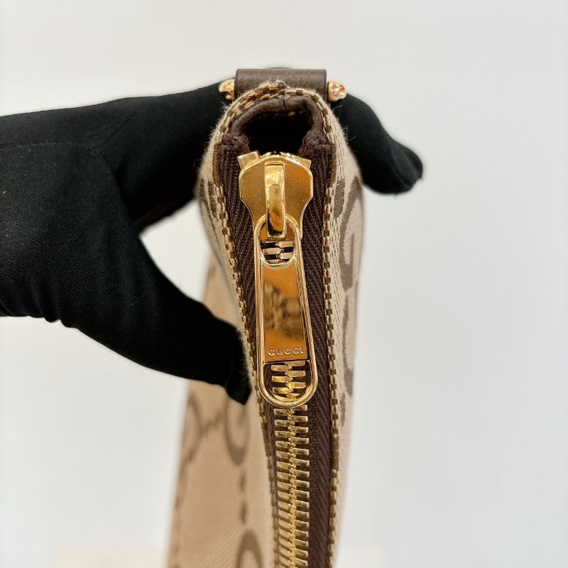 GUCCI 棕色大G LOGO帆布斜背包-11