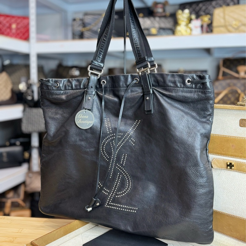 Saint Laurent (YSL)黑色鉚釘LOGO托特包🩶中古貨色｜PopChill 拍拍圈