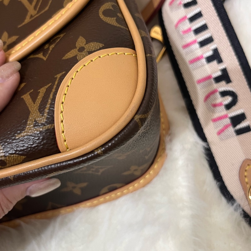 Louis Vuitton |Diane M45985 經典法棍包 ✨可小議價-2