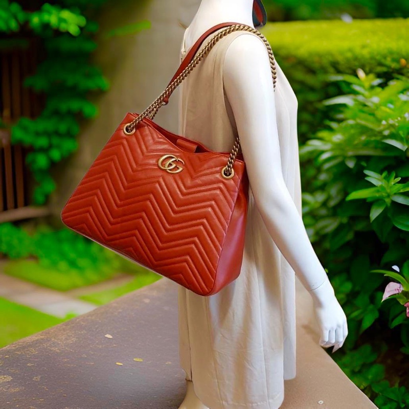 GUCCI 紅色 皮革 MARMONT CHAIN 金鍊 大肩背包 單肩版 時尚精品 附防塵袋-0