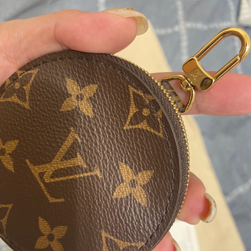 LOUIS VUITTON經典老花 圓型拉鍊零錢包 圓餅包-6