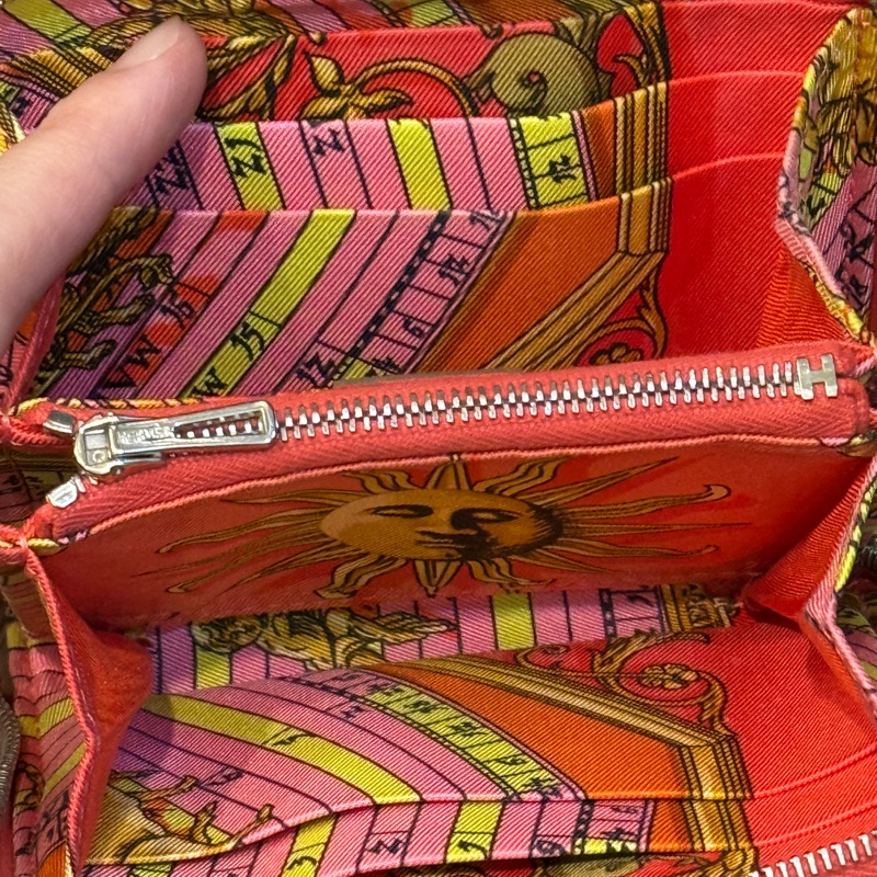 小巧卻好裝❤️ 美麗的玫瑰粉 愛馬仕hermes絲巾短夾🌺桃粉-10