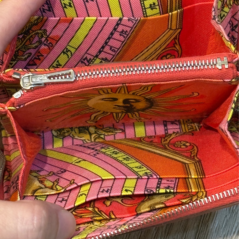 小巧卻好裝❤️ 美麗的玫瑰粉 愛馬仕hermes絲巾短夾🌺桃粉-24
