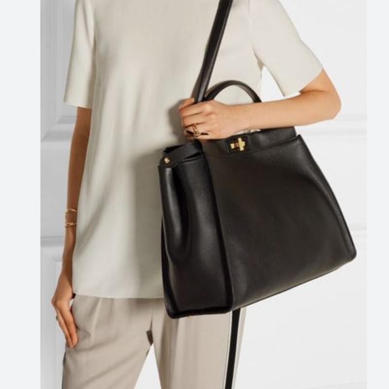 FENDI 芬迪 躲貓貓 peekaboo 黑色 金扣 手提包 肩背包-1