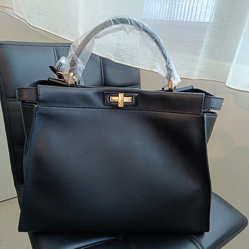 FENDI 芬迪 躲貓貓 peekaboo 黑色 金扣 手提包 肩背包-7