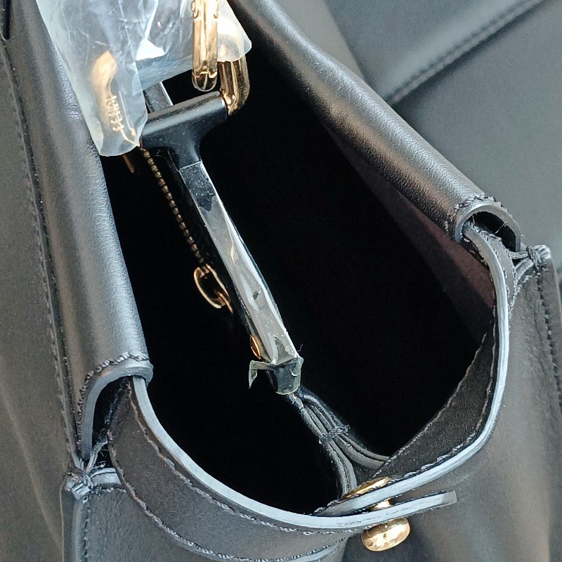 FENDI 芬迪 躲貓貓 peekaboo 黑色 金扣 手提包 肩背包-20