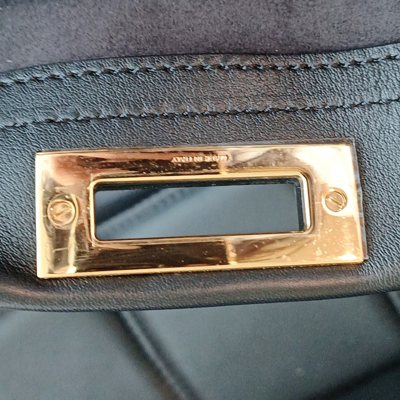 FENDI 芬迪 躲貓貓 peekaboo 黑色 金扣 手提包 肩背包-26