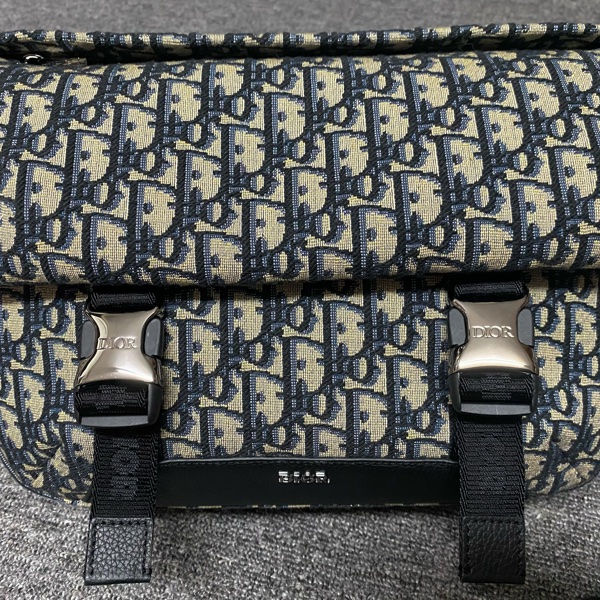 DIOR迪澳DIOR EXPLORER老花帆布郵差包 斜挎包（保留）-0