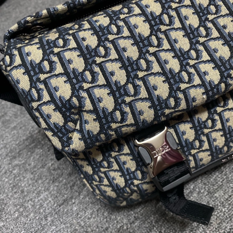 DIOR迪澳DIOR EXPLORER老花帆布郵差包 斜挎包（保留）-6