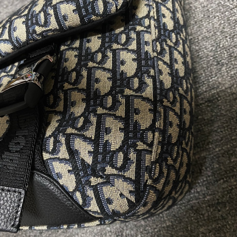 DIOR迪澳DIOR EXPLORER老花帆布郵差包 斜挎包（保留）-9