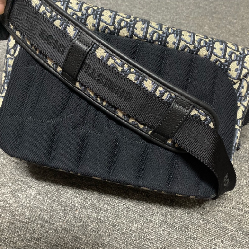 DIOR迪澳DIOR EXPLORER老花帆布郵差包 斜挎包（保留）-15