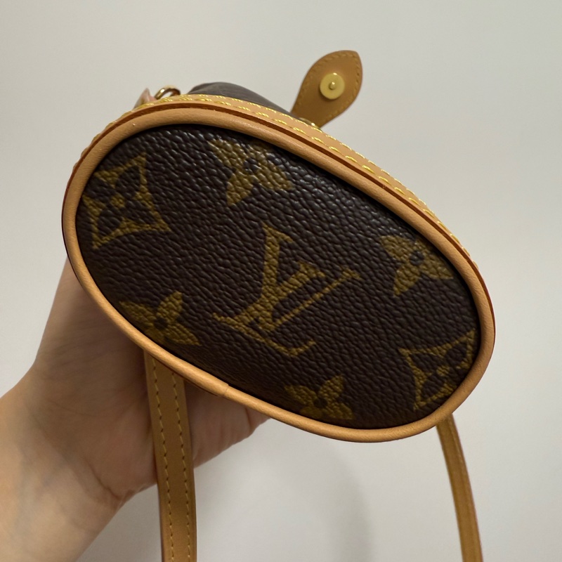 LV Fold Me薯條包 手機袋-2