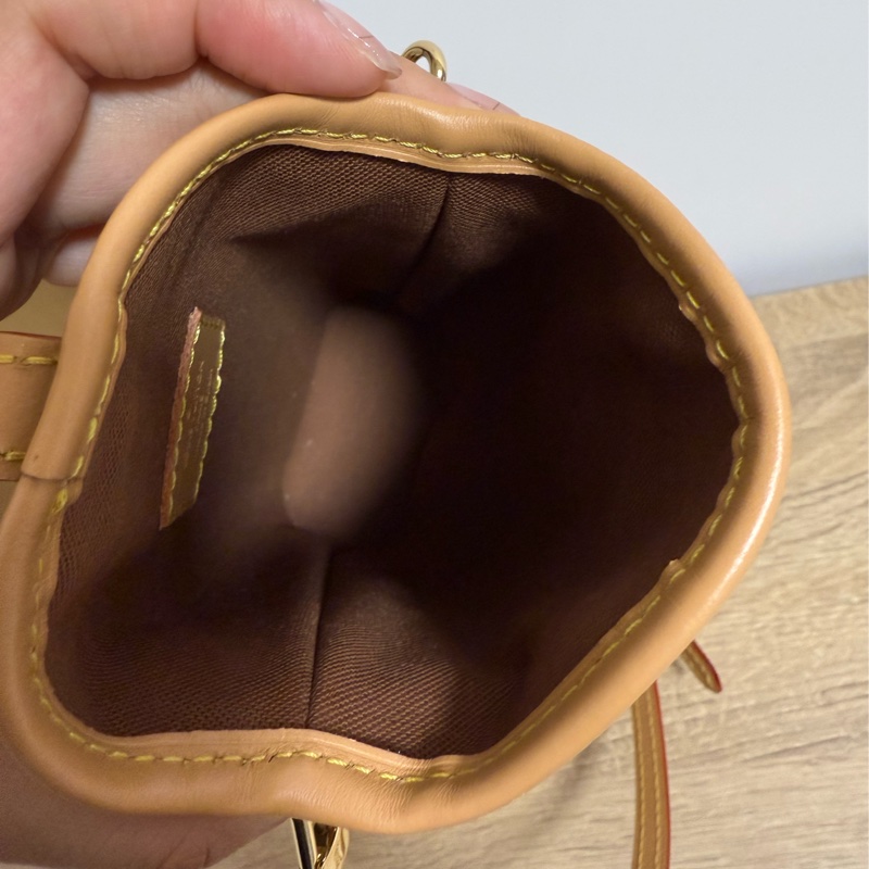 LV Fold Me薯條包 手機袋-5