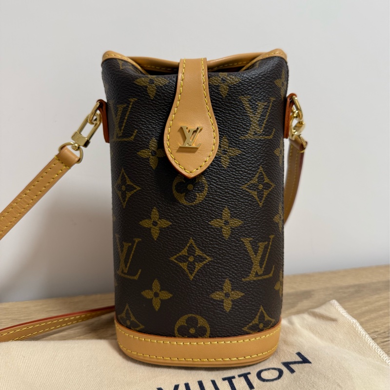 LV Fold Me薯條包 手機袋-6