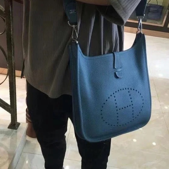 Hermes Evelyne 伊芙琳 29 風暴藍 #肩背包 #專櫃近14萬 #伊芙琳-1
