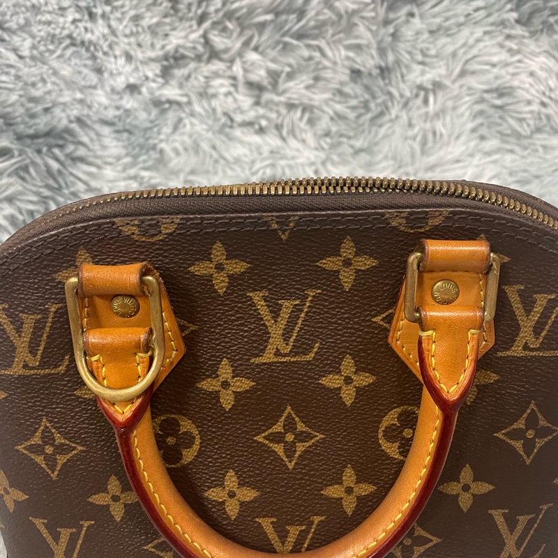 LV Alma Bb貝殼包-22