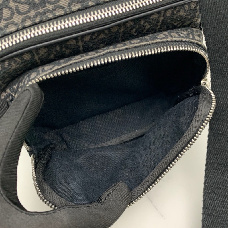 Loewe 黑色老花相機包 斜背包-9