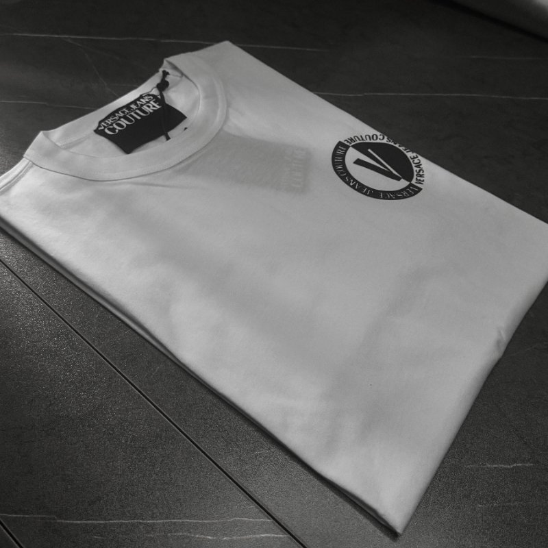 🤣 雙11到了，我的理智正式下線 💸【VERSACE-凡賽斯】胸口小LOGO設計T恤 白-4