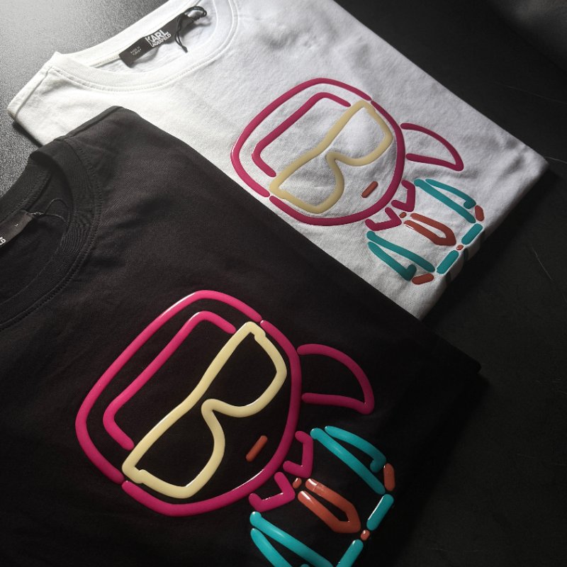 🎁 雙11選禮不煩惱，超值心意一次到【KARL LAGERFELD 卡爾老佛爺】彩色果凍立體LOGO 白色T恤-3