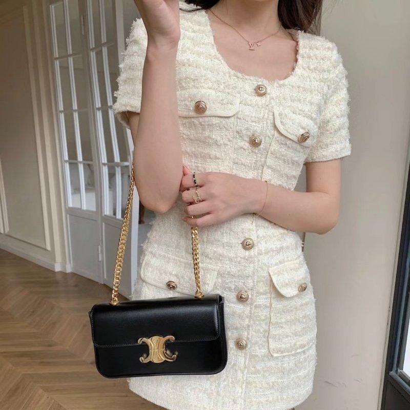 🎉新品好折扣✨Celine 115203 凱旋門標誌亮面牛皮Claude包 黑色-10