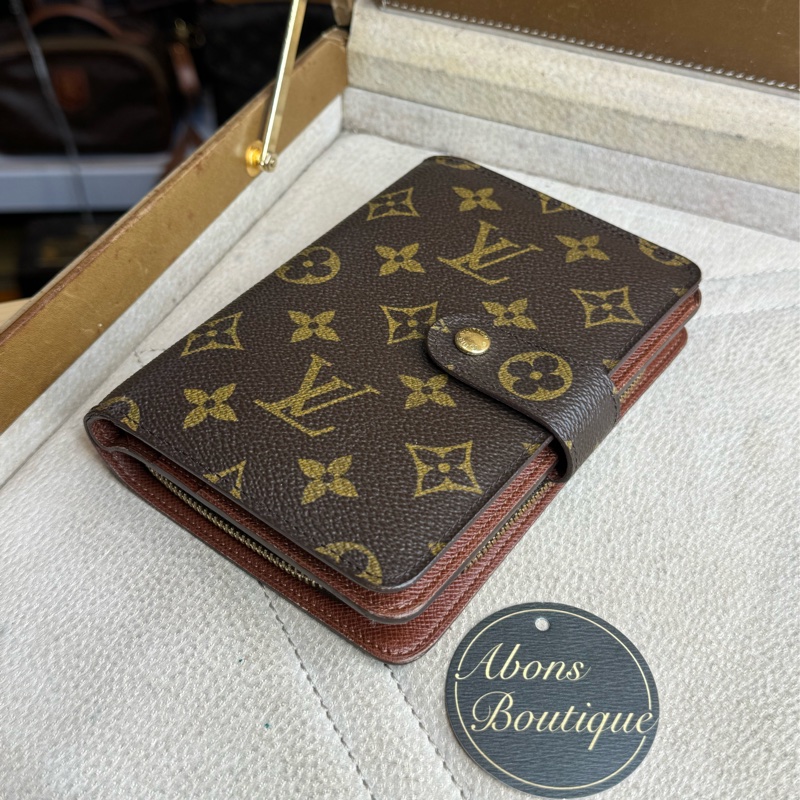 Louis Vuitton 老花筆記本式拉鍊大中夾📣狀態極好-0