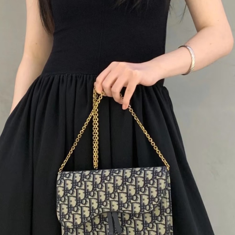 Dior老花大號鏈條包-30