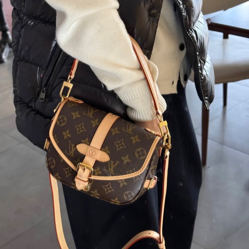 LV Saumur BB 雙子星🤎兩用郵差包-大全配⭐️-4