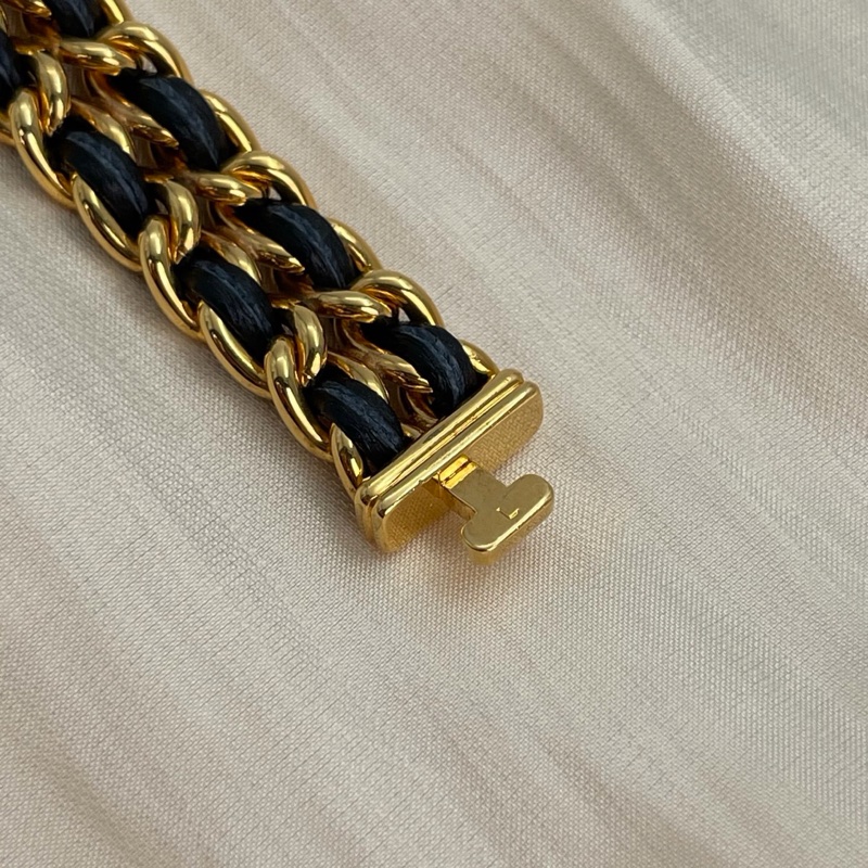 Chanel 香奈兒方糖錶 L號-9