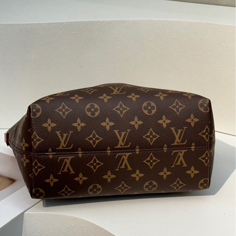 LOUIS VUITTON Boetie餃子包 PM-8